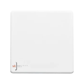 Antena tipo panel, Angulo de apertura 60º, 4.9-5.9 GHz, MIMO 4x4, Ganancia 16 dBi, Sin lóbulos laterales, 4 Conectores N-hembra, Montaje incluido.