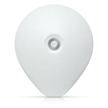 Radio Backhaul 60 GHz / 5.4 Gbps / Radio Redundante 5 GHz / SFP+ 10G / GPS / Bluetooth / Alcance 15 km (49.2 ft) / IP66