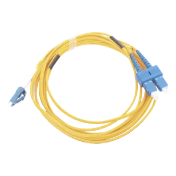 Jumper de Fibra Óptica / Monomodo 9/125 / LC/UPC-SC/UPC / Dúplex / PVC 2.0 mm / 3 m (9.84 ft) / Amarillo