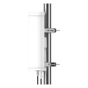 Antena sectorial / 90° / 18 dBi / 5.9-7.1 GHz / MU-MIMO 4x4 / 2.19 x 0.94 x 0.60 ft / IP65