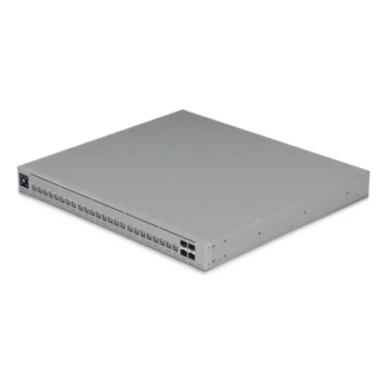 Switch Capa 3 / 24 Puertos PoE++ / 22x 2.5 GbE, 2x 10 GbE / 4x SFP+ 10G / 600W PoE / Etherlighting / 1U Rack