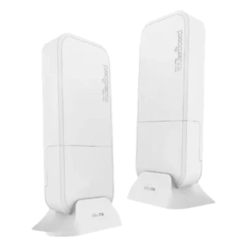 Enlace Inalámbrico PTP / 60 GHz / 1 Gbps Full Duplex / Alcance 200 m (656.2 ft) / AES-256 / Kit con 2 Unidades