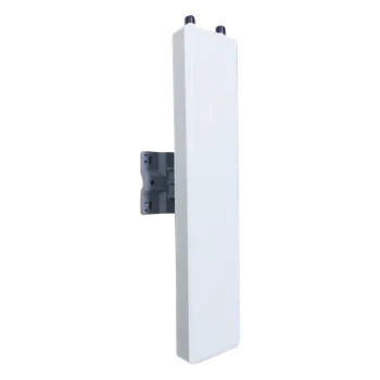 Antena Sectorial / 2.4 GHz / 14 dBi / Haz 70° / Polarización Dual Slant ±45° / Resistencia Viento 216 km/h (134 mph)