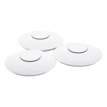 Paquete de 3 Access Point UniFi 802.11ac Wave 2, MU-MIMO4X4 con antena Beamforming, hasta 1.7 Gbps, para interior PoE 802.3af, soporta 200 clientes, No incluyen PoE&acute;s