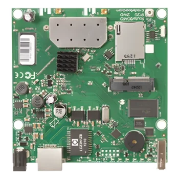 Tarjeta Inalámbrica y router en 2.4 GHz 802.11 b/g/n, 64 MB de RAM, 1 Puerto Gigabit Ethernet, Nivel de Licencia 4