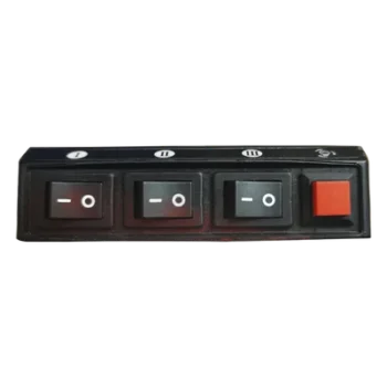 Switch de Control / 4 Interruptores / 12 VCC / 15 A / 104x55x33 mm / 4.09x2.17x1.30 in