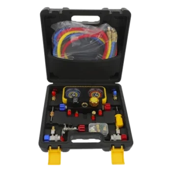 Manómetro de 4 Vías / Compatible con R410A, R32, R134A, R22 / 4 Mangueras 1.5 m / Cuerpo Cobre y ABS / Estuche Incluido