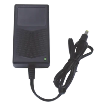 Fuente de Poder Regulada / 15 VCC / 3 A / Entrada 100-240 VCA / 36 W / 88x50x35 mm (3.46x1.97x1.38 in)
