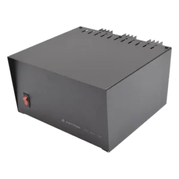 Fuente de Poder Lineal Regulada / 13.8 Vcc / 20 A / 276 W / Cargador de Baterías 2 A / 115 Vca