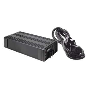Cargador de Baterías / 12V / 13.5A / 205.2W / Entrada Universal 90-264 VCA / Ajustable / Sin Ventilador