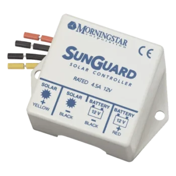 Controlador de Carga Solar PWM / 4.5 A / 12 VCC / Compensación de Temperatura -28 mV/°C / 100% Estado Sólido / Rango Térmico -40°C a +85°C / 1.64 pies x 1.64 pies x 0.82 pies