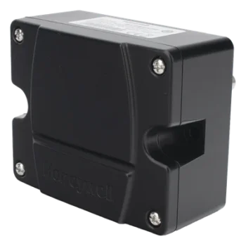 Sensor de Temperatura por Inmersión / Salida 0-10 V / Sonda 65 mm / PT1000 / IP65 / -40°C a 150°C