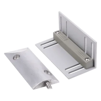Contacto Magnético para Piso Uso Rudo / GAP 75 mm (3 in) / Cable Blindado 55 cm / 12 VCC / 0.5 A / Placa de Montaje en L