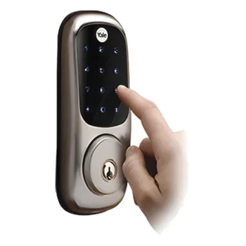 Cerradura electrónica / Teclado táctil y llave mecánica / 250 usuarios Z-Wave / 4 baterías AA / 1 año autonomía / 3 idiomas por voz
