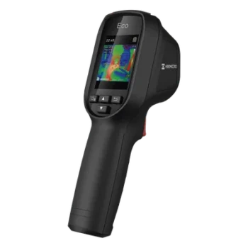 Cámara Termográfica Portátil / Rango -20 °C a 550 °C / Precisión ±2 °C / Super IR 240 x 240 / Pantalla LCD 2.4" / FOV 50° x 50° / IP54