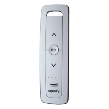 Control Remoto RF / 5 Canales / Alcance 200 m (656.2 ft) / Posición Favorita Programable / IP30