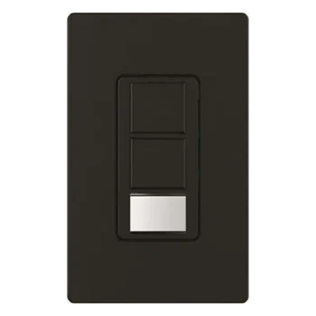 Sensor de ocupación-vacancia / Tecnología XCT / Salida dual 6 A luz + 4.4 A ventilador / 120-277 V / Cobertura 83 m²