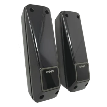 Fotocelda infrarroja / Alcance 20 m (66 pies) / IP54 / Alineación automática / 24 VCA/VCC / ±90° regulación horizontal