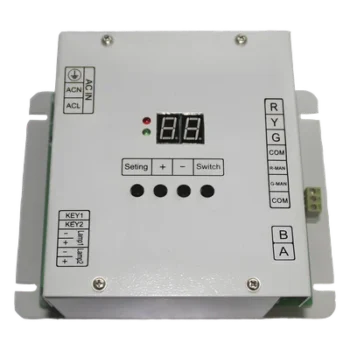 Controlador de Tráfico Peatonal / 5 Salidas / 110 VCA / Gabinete con Montaje / Integración Alarma Acústica