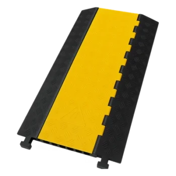 Protector de Cable / 3 Canales 56x55 mm / Carga 6.1 Toneladas / 90 cm (2.95 ft) Largo / Hule y Plástico / Amarillo-Negro