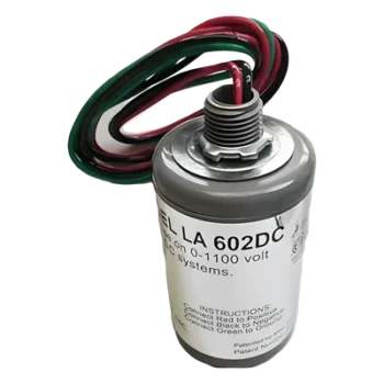 Protector de Descargas Atmosféricas / Sistemas Fotovoltaicos DC / 0-1100 Vcc / Tiempo de Respuesta 5 ns / Varistor de Óxido de Silicio / Instalación Externa