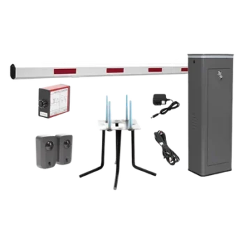 Barrera Vehicular Izquierda / Brazo 5.5 m (18 ft) / Encoder / 150 Ciclos/Hora / 110V / Semi-Intensiva / -20 °C a 50 °C