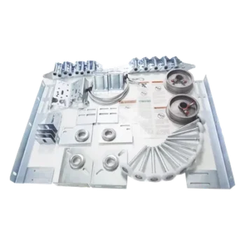 Kit de Herrajes para Puerta de Garage / 20x8 pies (6.1x2.4 m) / 12 Rodamientos / Tubo 20 pies (6.1 m) / Guías Verticales y Horizontales