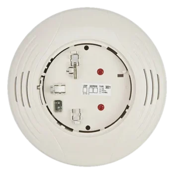 Base sonora direccionable / 6.85 in (17.4 cm) / 75-85 dBA / SLC 15-32 VDC / Sincronización System Sensor / Marfil
