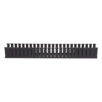 Canaleta Ranurada / 3.25" Ancho / 3.12" Alto / 6 pies Largo / PVC sin Plomo / Base Tipo G
