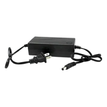 Transformador LED / Entrada 127 V CA / Salida 12 V CD / 4 A Máx / 50-60 Hz / IP65