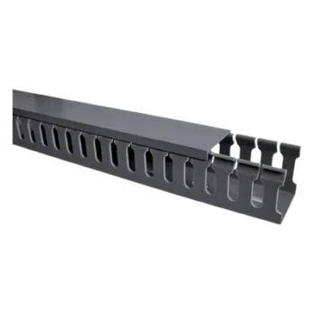 Canaleta ranurada con tapa / PVC rígido autoextinguible V-0 / 2 m (6.56 ft) / Gris / Temperatura máxima 85°C / Capacidad 40% EIA/TIA-569-A