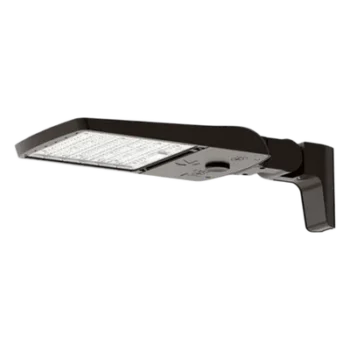 Luminaria LED Área / 32,000-45,000 Lúmenes / 120-347 V / 199-313 W / CCT Switchable 3000K-4000K-5000K / IP66 IK08 / Ópticas Tipo II-III-IV-V