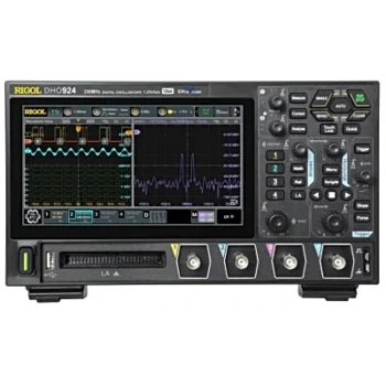 Osciloscopio Digital / 4 Canales / 250 MHz Ancho de Banda / 1.25 GS/s Muestreo / 7' TFT LCD / 50 Mpts Memoria