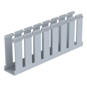 Canaleta Ranurada de PVC / 1.25 in Ancho / 3.12 in Alto / 1800 mm (5.9 ft) Largo / Tipo G / Gris