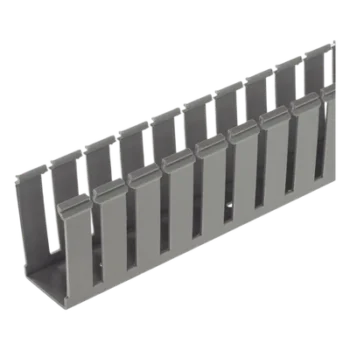 Canaleta Ranurada de PVC / 2.25 in Ancho / 2.12 in Alto / 6 ft Largo / Tipo G / Sin Tapa / Gris