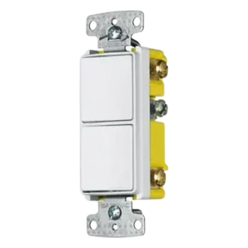 Interruptor Residencial / 15 A / 120-277 V CA / 2 Polos Unipolares / 30,000 Ciclos / 0.66 ft x 0.66 ft (20 cm x 20 cm) / Blanco