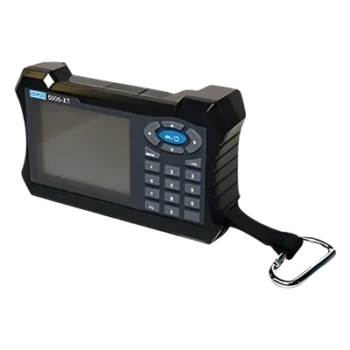 Medidor Digital de Potencia Portátil (DPM), provee lecturas de Potencia Pico / Promedio Verdadera y VSWR, Compatible con Sensores de serie 5000 (5014 + Elementos DPM), 5017D, 7020-1-xx o Terminales.