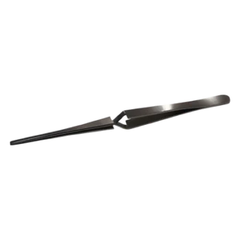 Tenaza autosujetable y antiderrapante, de puntas con estrías, 6 1/2" (16.5 cm) de largo.