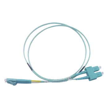 Jumper de Fibra Óptica / Multimodo OM3 50/125 / LC-SC Dúplex / OFNR Riser / 2.0 mm / 3 m (9.84 pies) / Aqua