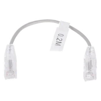 Cable de Parcheo Slim UTP Cat6 / 20 cm (0.66 ft) / 28 AWG / Conectores RJ45 Chapados en Oro / Gris