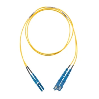 Jumper de Fibra Óptica / Monomodo OS2 9/125 / LC-SC Duplex / OFNR Riser / 15 m (49.21 pies) / Amarillo