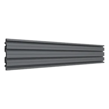 Riel de Aluminio para Videowall / Longitud 1750 mm (5.74 ft) / Ancho 120 mm / Espesor 9 mm / Diseño U / Incluye Tapas y Tornillos