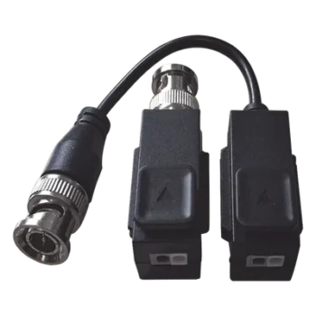 Kit Transceptor de Video / Hasta 8 Megapixel / Alcance 400 m (1312.3 ft) / HD-TVI / AHD / CVI / CVBS / Audio por Coaxitron / 100% Cobre