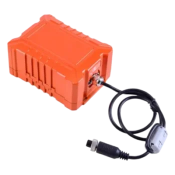 Caja de Almacenamiento Ignífuga / 64 GB / Resistencia al Fuego 15 min @ 1100 °C / Impermeable 24 h @ 100 m (328 ft) / Impacto 100 Gs @ 50 ms / Antiaplastamiento 100 KN / USB Conector de Aviación