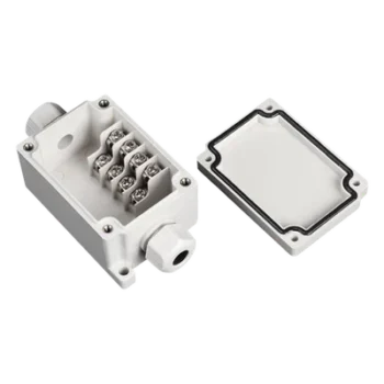 Caja de Conexión Exterior / 4 Líneas / IP66 / 110 VCA 3 A / -40 a +120 °C / 102 x 50 x 40 mm