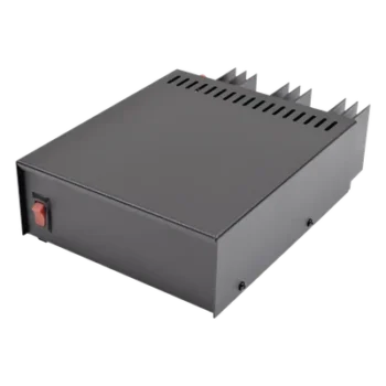 Fuente de poder lineal regulada / 13.8Vcc / 7A continua / 11A máxima / 115Vca / 0.58 x 0.22 x 0.81 ft