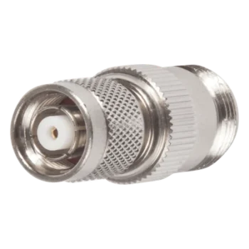 Adaptador RF en Línea / TNC Macho Inverso a N Hembra / Cuerpo Bronce Niquelado / Contacto Oro / Aislante Teflón
