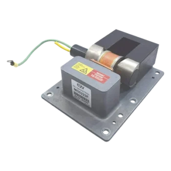 Magnetrón Banda S / 30 kW Pico / 3050 ± 25 MHz / Imán Integral / Guía de Onda Tipo 10 / 2.1 kg