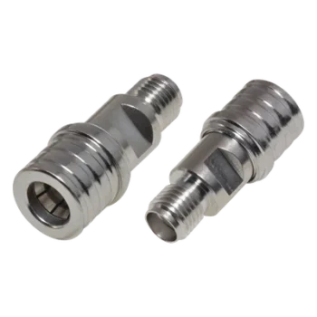 Adaptador RF en Línea / Conector QMA Macho a SMA Hembra / Rango 0-6 GHz / Impedancia 50 Ω / VSWR 1.25 Máximo / Aislante de Teflón