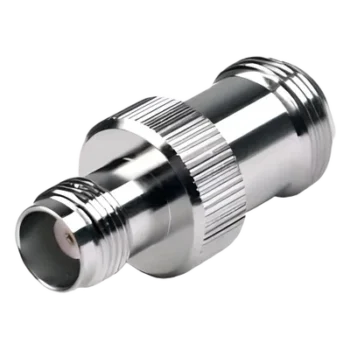 Adaptador en Línea de Conector TNC Hembra a N Hembra, Níquel/ Oro/ Teflón.